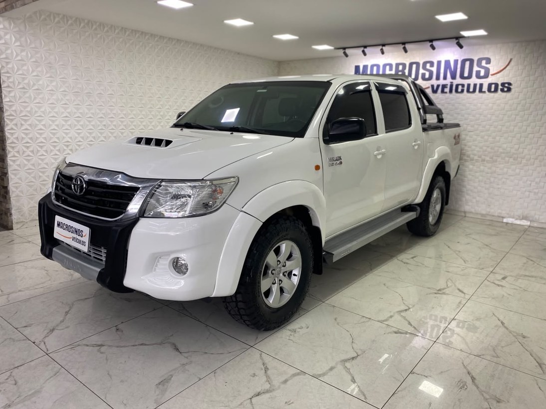 Foto 2 Toyota Hilux CD SR D4-D 4x4 3.0 TDI Dies Aut. 2015