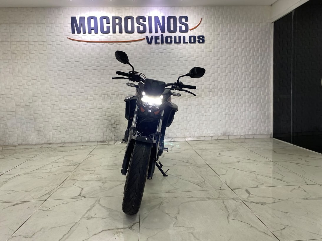 Foto 2 Honda CB 500F 2020
