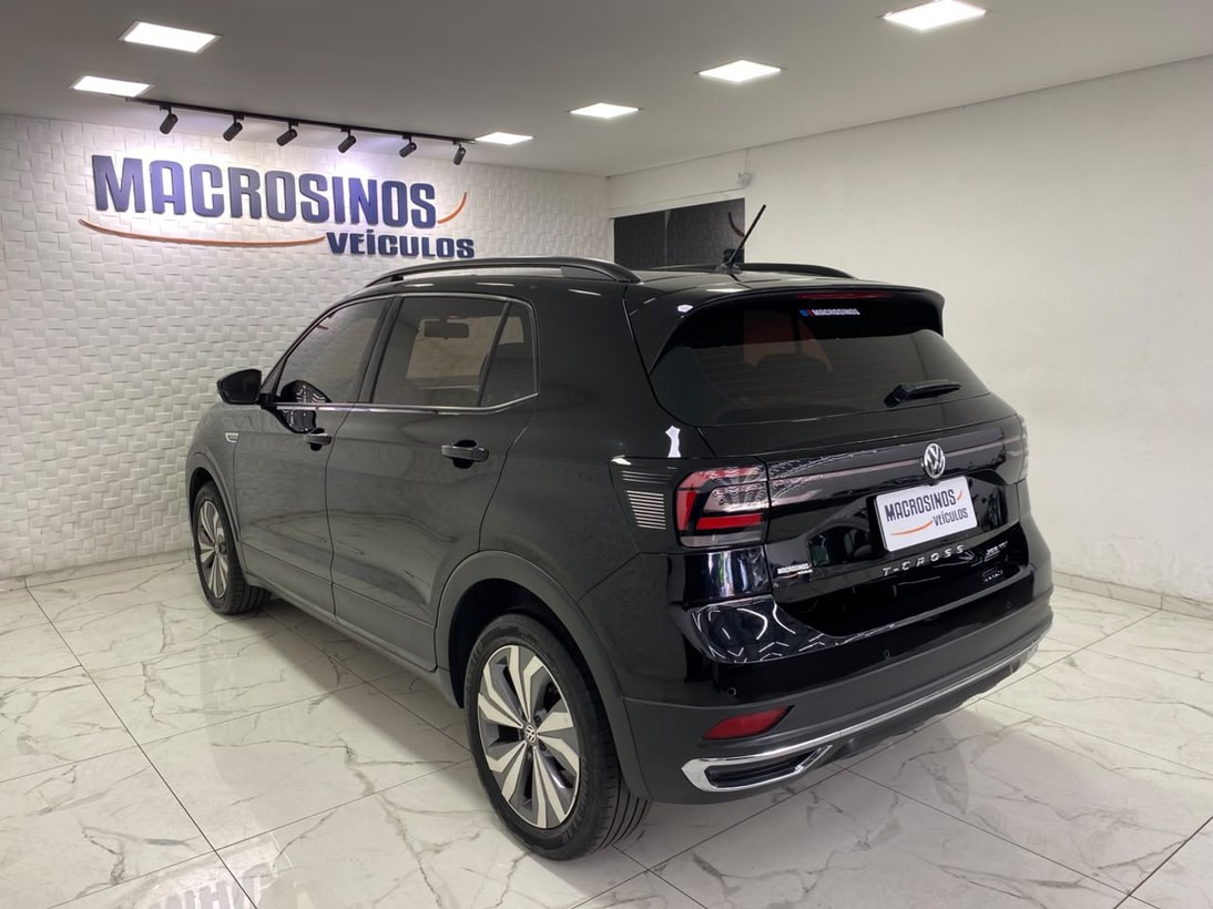 Foto 3 Volkswagen T-Cross Comfor. 200 TSI 1.0 Aut. 2020