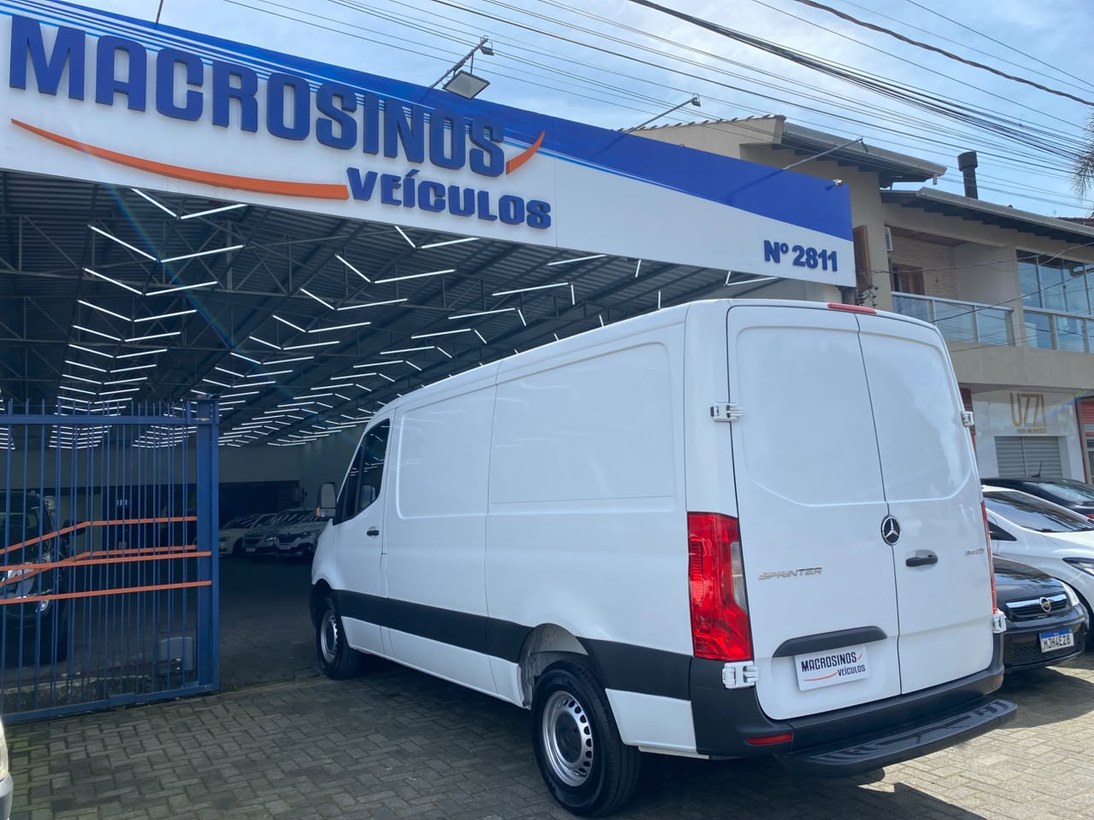 Foto 3 Mercedes-Benz Sprinter 314 Furgão Longo T.A. 2.2 Dies. 2021