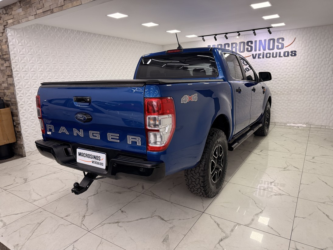 Foto 4 Ford Ranger XLS 2.2 4x4 CD Diesel Aut. 2023