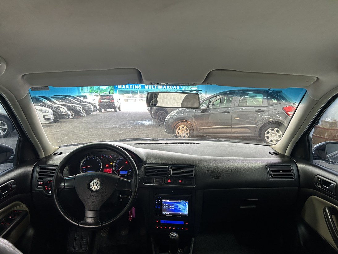 Foto 6 Volkswagen Golf Sportline 1.6 Mi Total Flex 8V 4p 2008