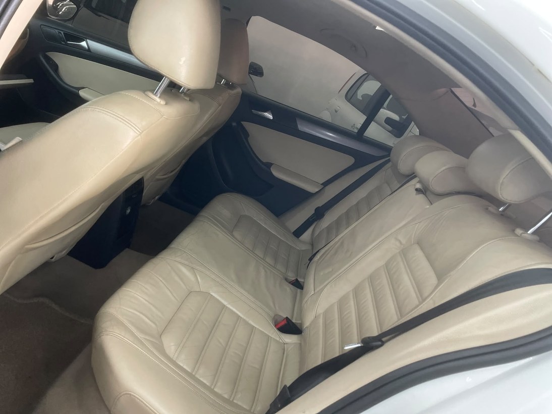 Foto 7 REPASSE Volkswagen Jetta Highline 2.0 TSI 16V 4p Tiptronic 2012