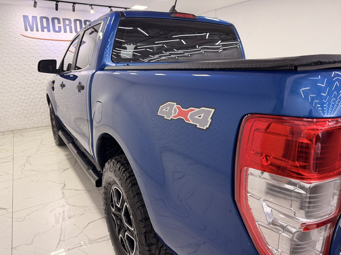 Foto 7 Ford Ranger XLS 2.2 4x4 CD Diesel Aut. 2023