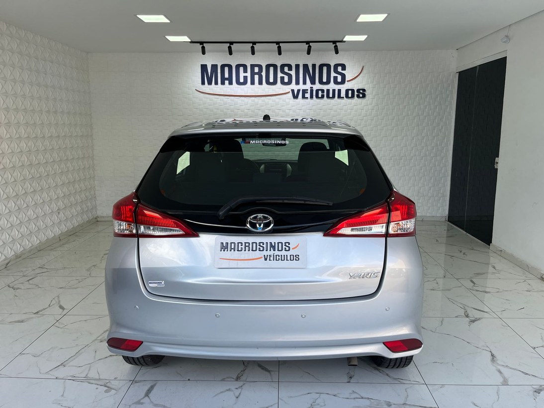 Foto 8 Toyota Yaris XL 1.3 Flex 2020