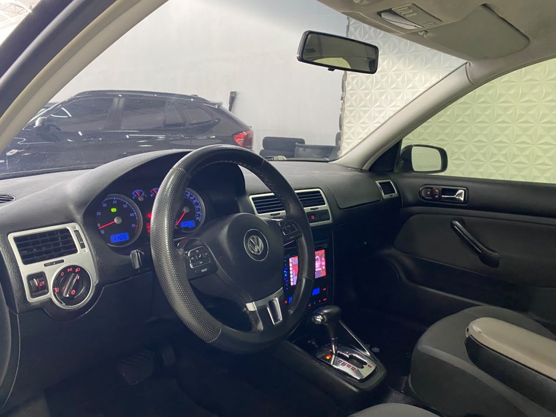 Foto 9 Volkswagen Bora 2.0 Flex 8v Aut. 2009