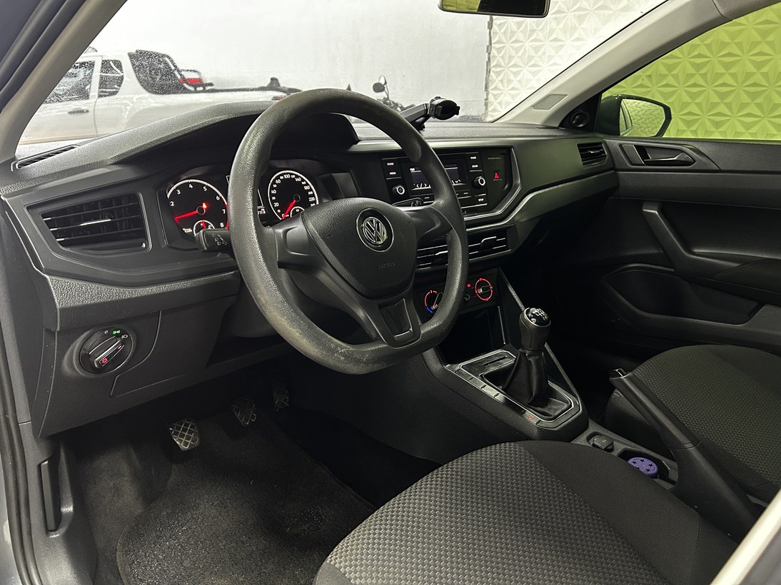 Foto 9 Volkswagen Polo 1.0 Flex 5p 2020