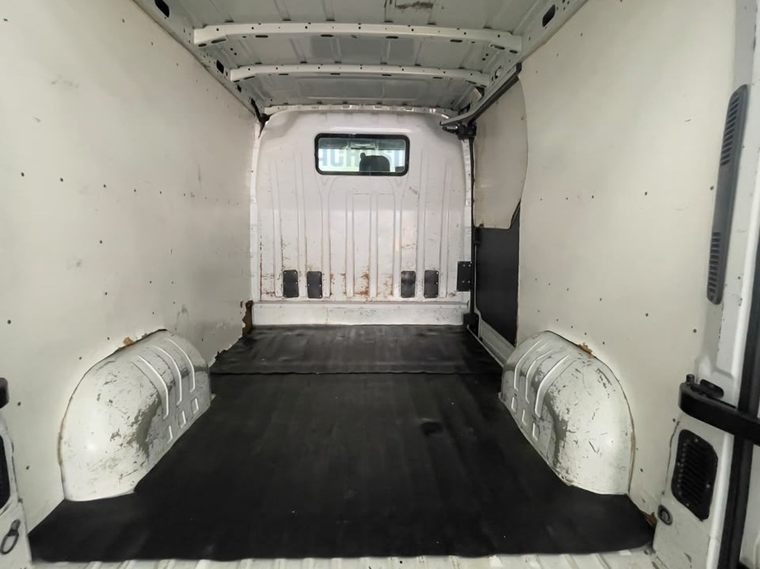Foto 10 Renault Master 2.3 dCi Furgão Diesel 2015