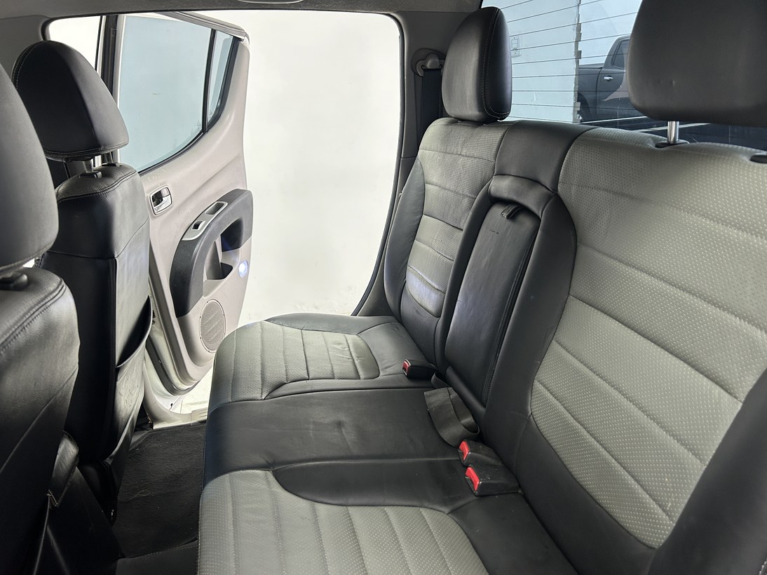 Foto 10 Mitsubishi L200 Triton HPE 3.2 CD TB Int.Diesel Aut 2016